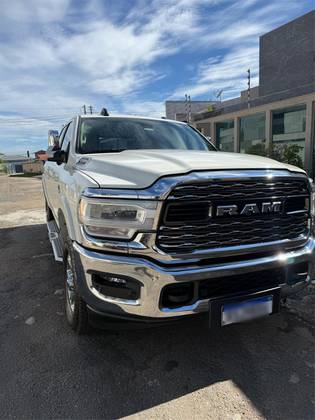 RAM 2500 6.7 I6 TURBO DIESEL LARAMIE CD 4X4 AUTOMÁTICO RAM 2500 6.7 I6 TURBO DIESEL LARAMIE CD 4X4 AUTOMÁTICO